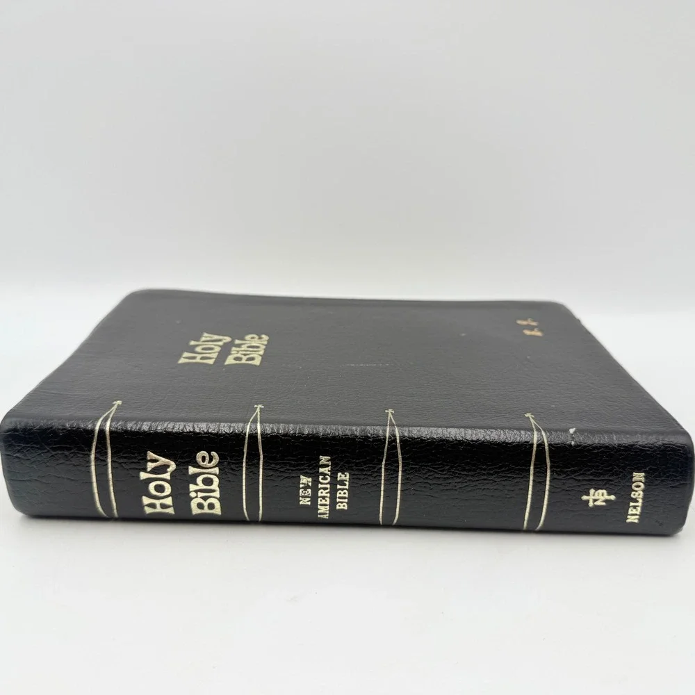 Thomas Nelson New American Bible Black Genuine Leather Catholic Family Edition